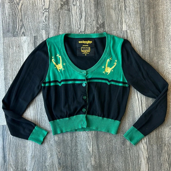 WeLoveFine Sweater Black and Green Marvel Loki Crop Sweater Cardigan Size Medium - Picture 2 of 10